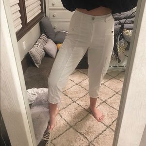 White cargo pant